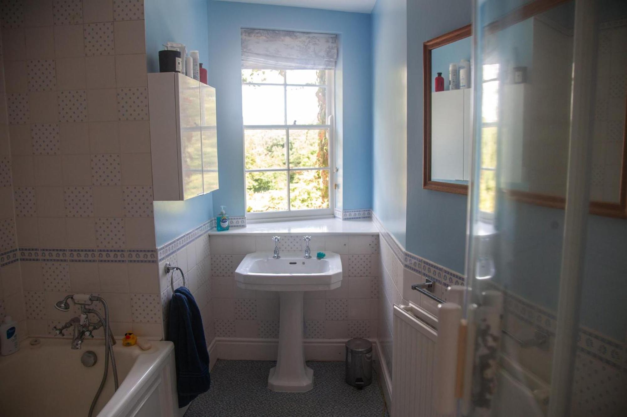 Clemenstone House B&B คาวบริดจ์ ภายนอก รูปภาพ