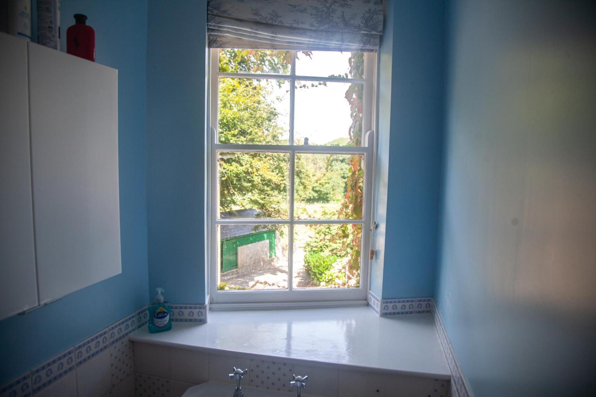 Clemenstone House B&B คาวบริดจ์ ภายนอก รูปภาพ