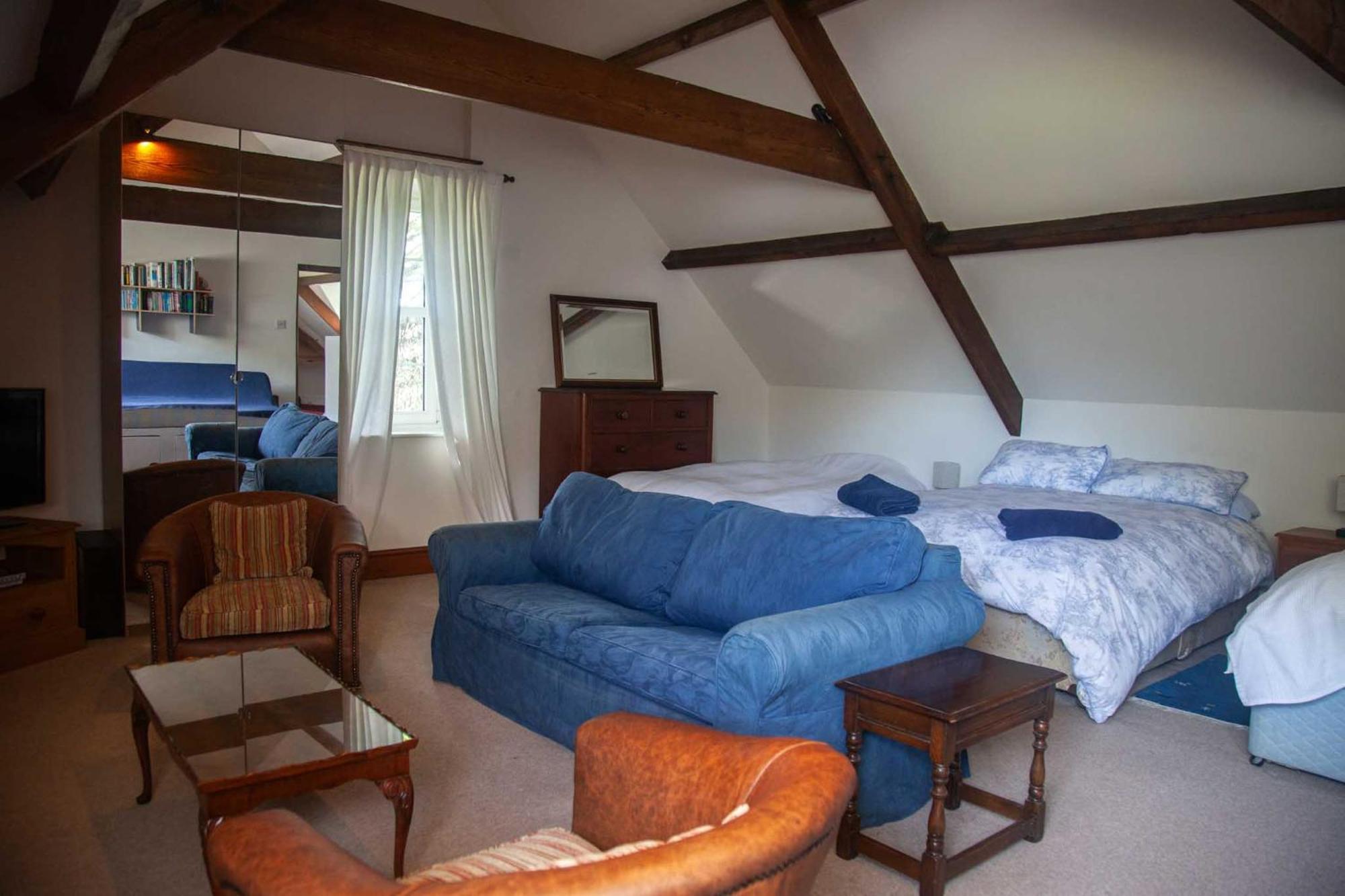 Clemenstone House B&B คาวบริดจ์ ภายนอก รูปภาพ
