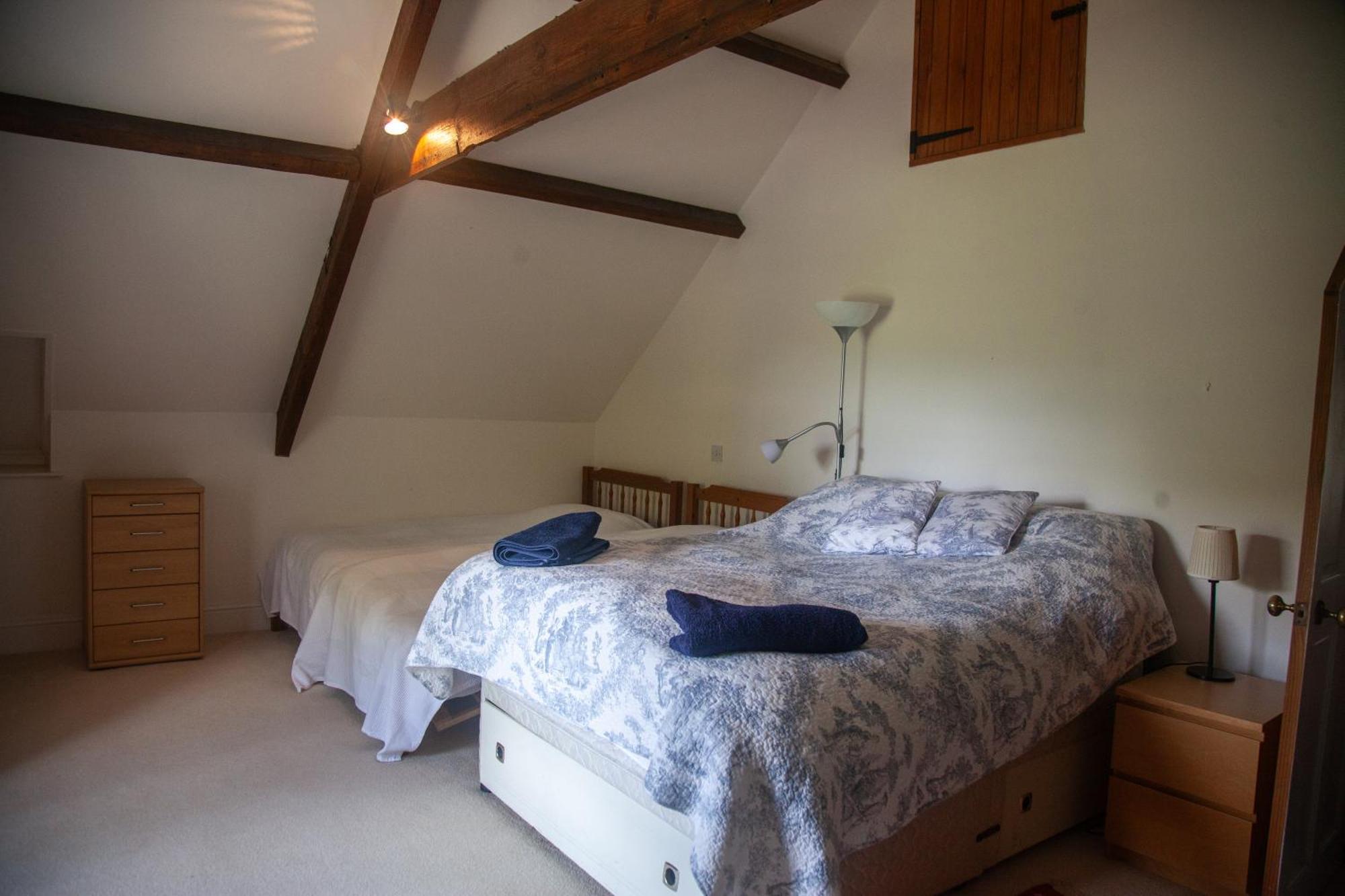 Clemenstone House B&B คาวบริดจ์ ภายนอก รูปภาพ